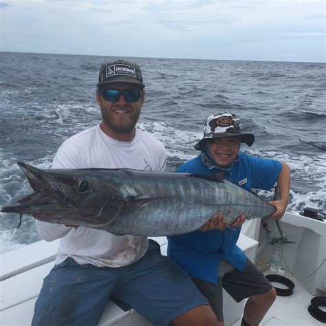 wahoo fishing charters